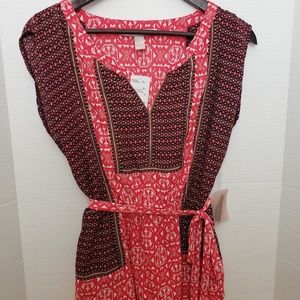 NWT Forever 21 Contemporary Line Blouse/Top
